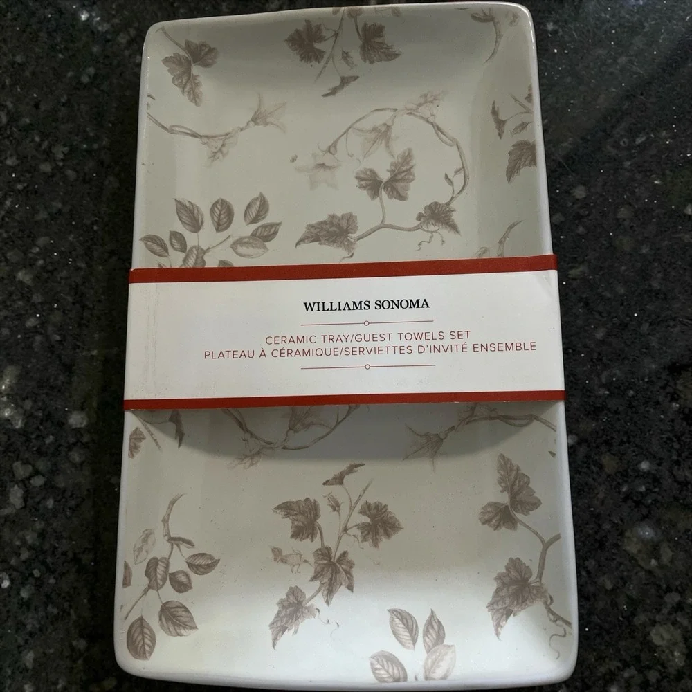 Williams Sonoma Ceramic Guest Towel Tray Set Floral Vanity Bathroom Decor NWT